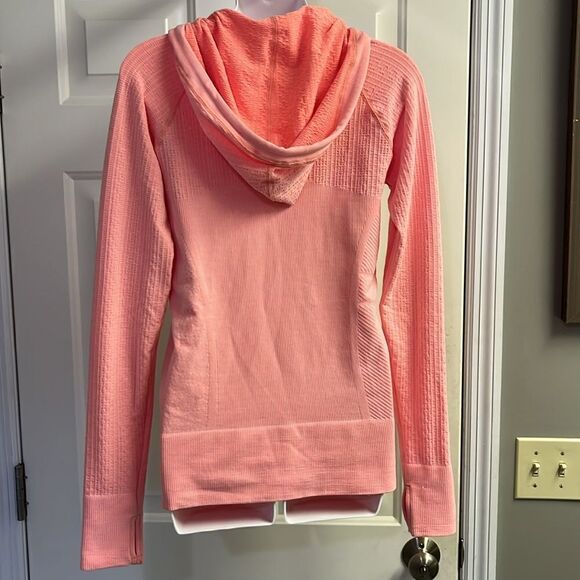 Athleta Bright Salmon Pullover Fitted Hoodie with Drawstrings & Thumb Holes- Med - Picture 9 of 11